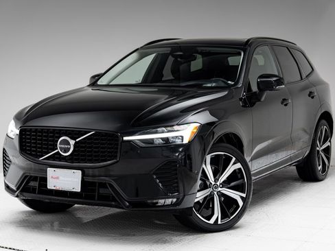 Used 2023 Volvo XC60 B5 Ultimate w/ Climate Package AWD/4WD image 1