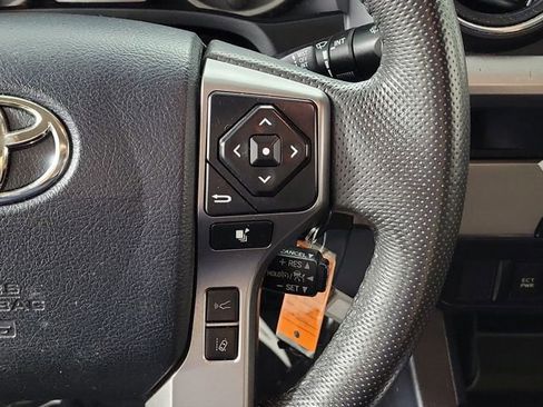 Used 2019 Toyota Tacoma SR5 RWD image 25