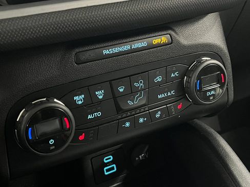 Used 2021 Ford Bronco Sport Outer Banks w/ Outer Banks Package AWD/4WD image 26