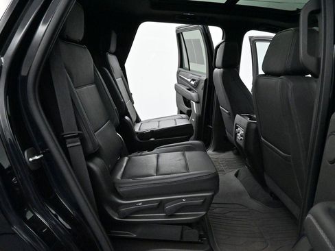Used 2021 GMC Yukon Denali w/ Advanced Technology Package AWD/4WD image 38