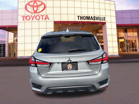 Used 2025 Mitsubishi Outlander Sport ES AWD/4WD image 6