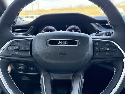 New 2026 Jeep Grand Cherokee L Limited image 19