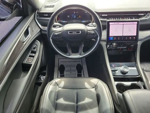 Used 2022 Jeep Grand Cherokee L Limited AWD/4WD image 14