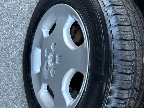 Used 2004 Toyota Highlander Limited image 14