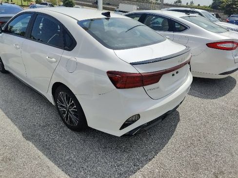 Used 2023 Kia Forte GT-Line w/ GT-Line Technology Package FWD image 6
