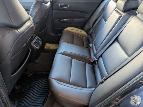 Used 2019 Acura TLX image 18