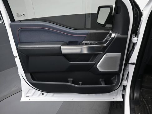 Certified 2022 Ford F150 Raptor w/ Equipment Group 801A High image 13