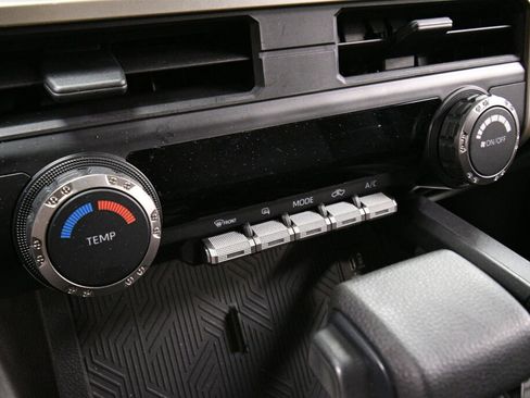 Used 2024 Toyota Tacoma SR5 image 21