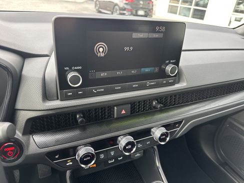 Used 2025 Honda CR-V Sport image 17