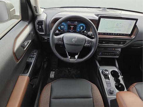 New 2025 Ford Bronco Sport Outer Banks w/ Outer Banks Tech Package+ image 10