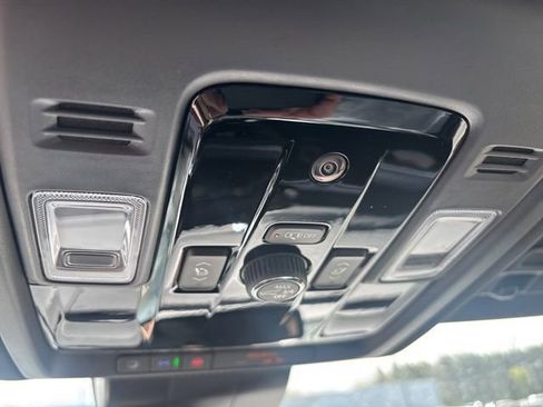 New 2026 Chevrolet Suburban LT AWD/4WD image 20
