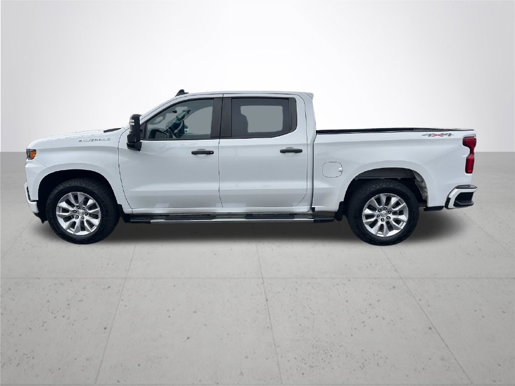 Used 2021 Chevrolet Silverado 1500 Custom w/ Custom Max Trailering Package AWD/4WD image 10