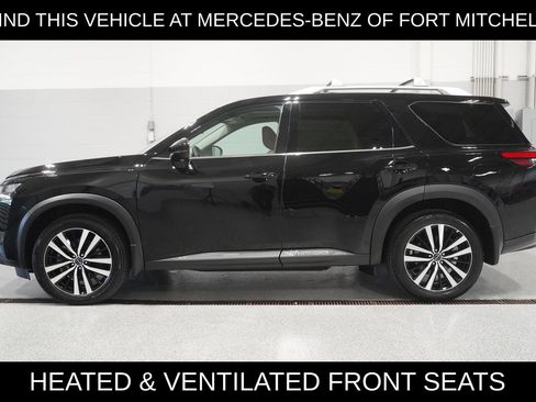 Used 2024 Nissan Pathfinder Platinum w/ Cargo Package AWD/4WD image 3