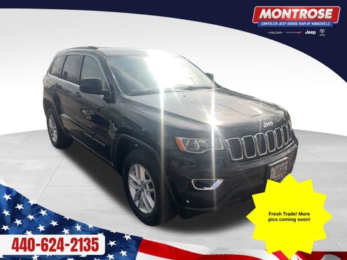 Used 2017 Jeep Grand Cherokee Laredo w/ Quick Order Package 23E AWD/4WD image 4