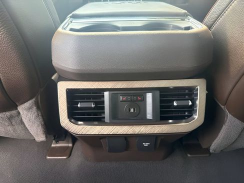 Used 2023 Ford F350 King Ranch AWD/4WD image 11