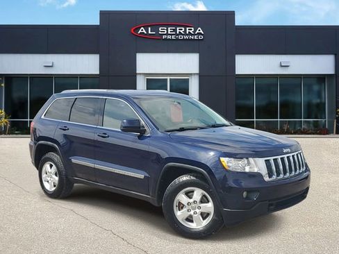 Used 2012 Jeep Grand Cherokee Laredo w/ Laredo E Group AWD/4WD image 1