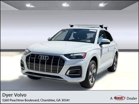 Used 2023 Audi Q5 2.0T Premium w/ Convenience Package AWD/4WD image 1