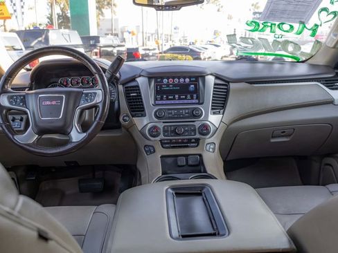 Used 2018 GMC Yukon XL SLT w/ Open Road Package image 37