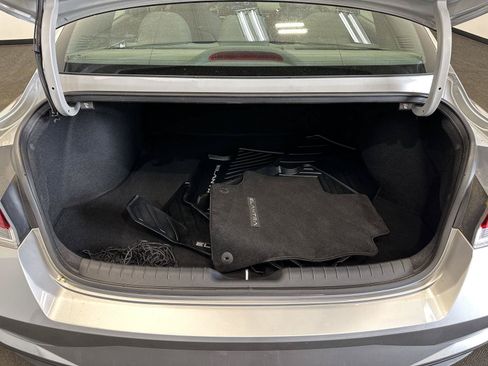 Certified 2021 Hyundai Elantra SEL FWD image 27