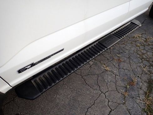 New 2024 Ford F550 4x4 SuperCab Super Duty image 12