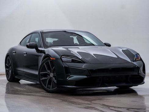 New 2025 Porsche Taycan Turbo image 8