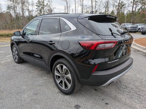 Certified 2025 Ford Escape Platinum image 6