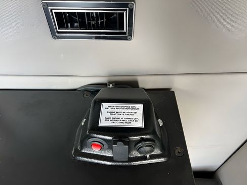 Used 2021 RAM ProMaster 1500 image 16