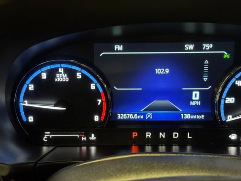 Used 2024 Ford Bronco Sport Outer Banks w/ Tech Package AWD/4WD image 4