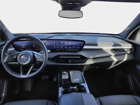 Used 2025 Buick Enclave Preferred image 10