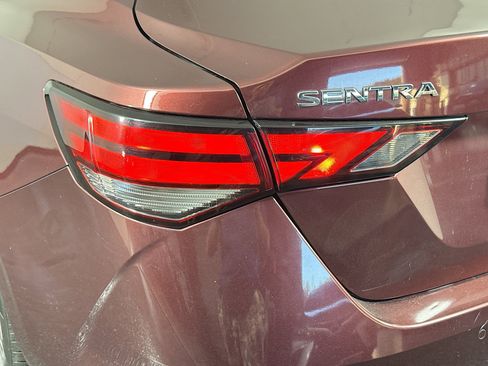 Used 2021 Nissan Sentra SV image 36