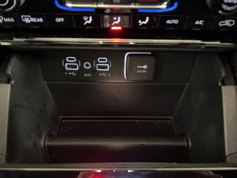 New 2025 Jeep Grand Cherokee L Limited w/ Trailer Tow Package image 24