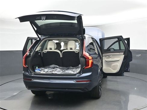 New 2026 Volvo XC90 B6 Ultra w/ Protection Package Premier image 55