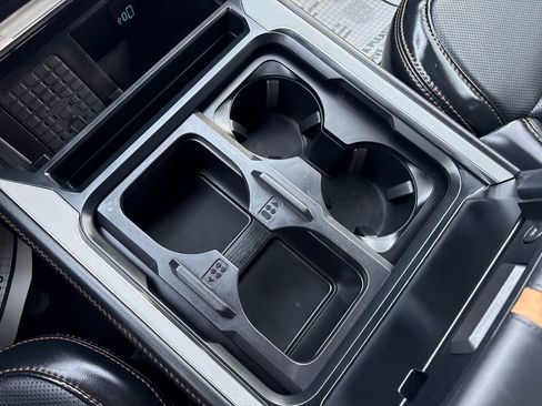 Used 2024 Ford F350 Platinum image 42