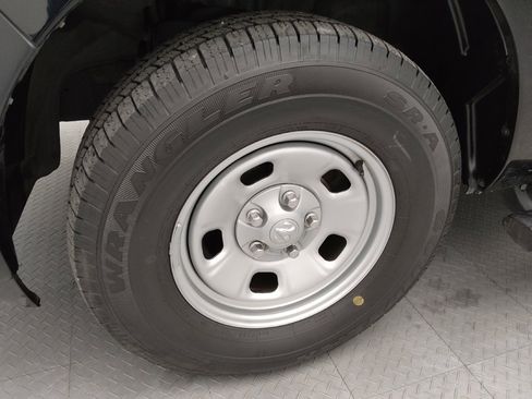 Used 2021 RAM 1500 Tradesman w/ Popular Equipment Group AWD/4WD image 31