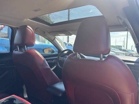 Used 2022 MAZDA MAZDA3 s FWD image 16