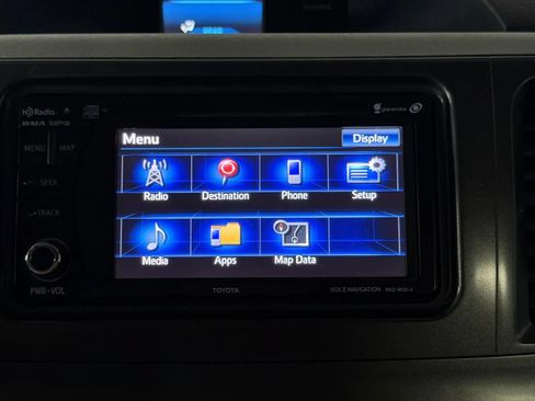 Used 2014 Toyota Sienna XLE FWD image 37