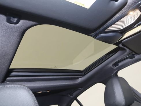 Used 2020 BMW M340i xDrive M340i xDrive w/ Parking Assistance Package image 11