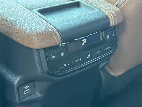 Certified 2026 Toyota Grand Highlander AWD Hybrid image 17