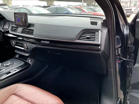 Used 2018 Audi Q5 Premium Plus w/ Premium Plus Package image 18