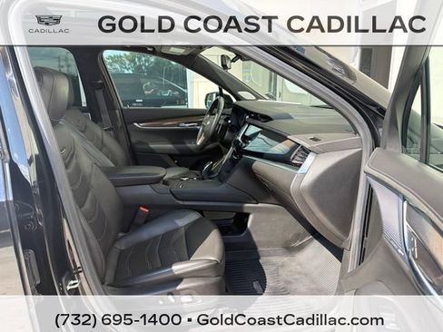 Certified 2024 Cadillac XT6 Sport w/ LPO, Onyx Lite Package AWD/4WD image 7