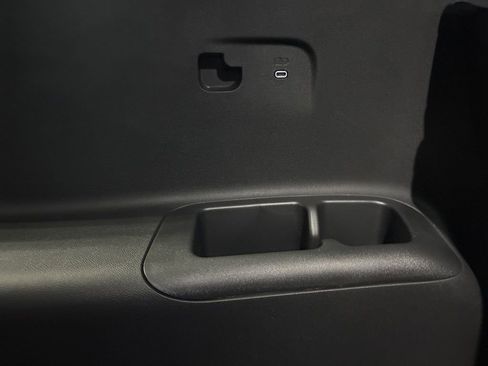 New 2026 Chevrolet Traverse LT w/ Midnight/Sport Edition FWD image 21