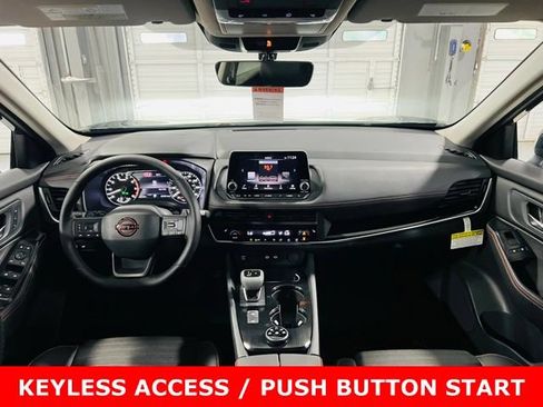 New 2026 Nissan Rogue SV AWD/4WD image 4
