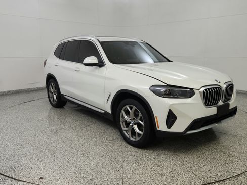 Used 2022 BMW X3 xDrive30i w/ Premium Package 2 AWD/4WD image 1