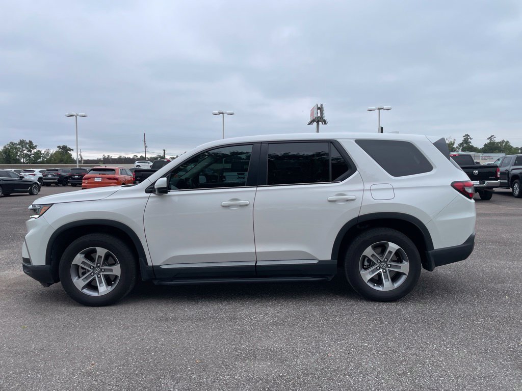 Used 2025 Honda Pilot EX-L image 4