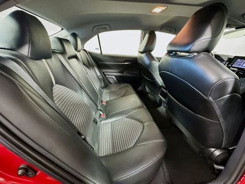 Used 2024 Toyota Camry SE image 26