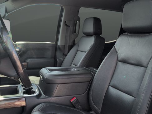 Used 2021 Chevrolet Silverado 1500 LT Trail Boss w/ Convenience Package II AWD/4WD image 11