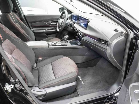 Used 2026 Nissan Sentra SR w/ Floor Mat Package FWD image 16