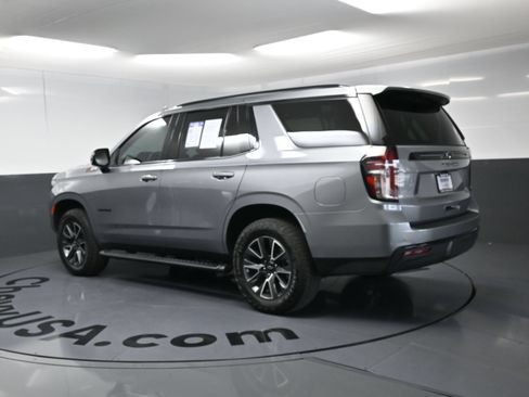 Used 2023 Chevrolet Tahoe Z71 w/ Luxury Package AWD/4WD image 7