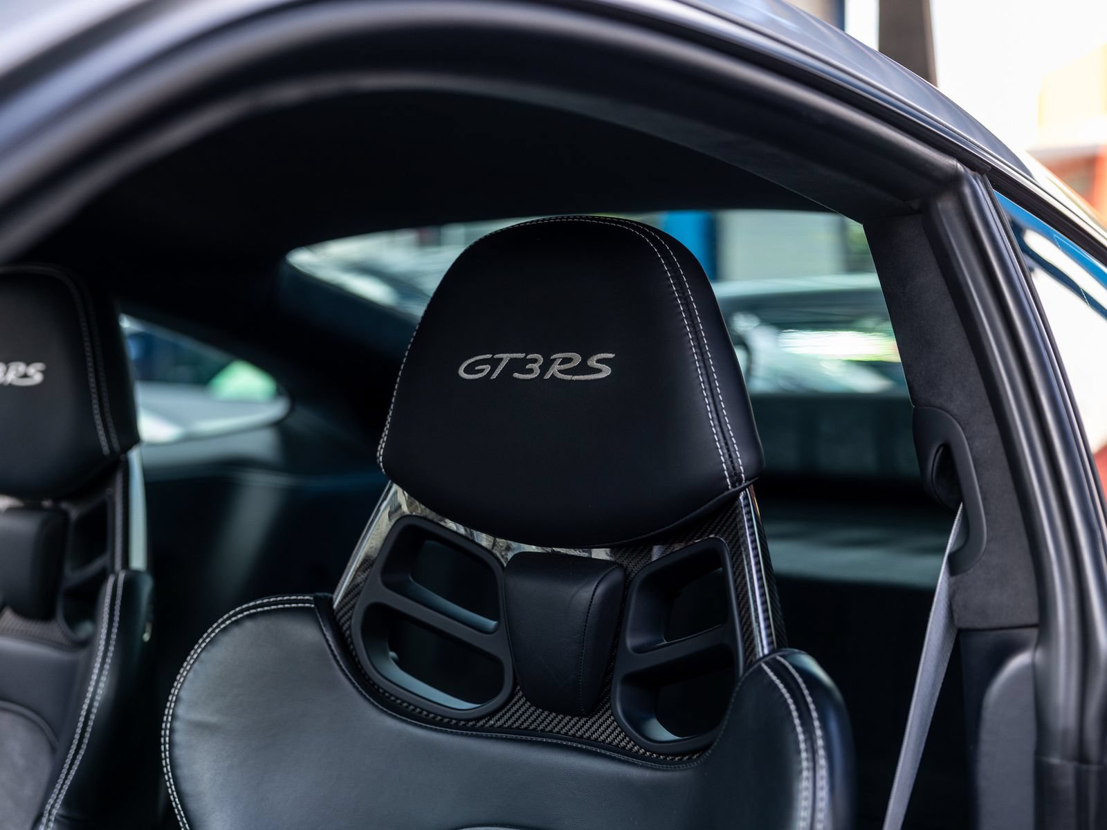 Certified 2016 Porsche 911 GT3 RS RWD image 43