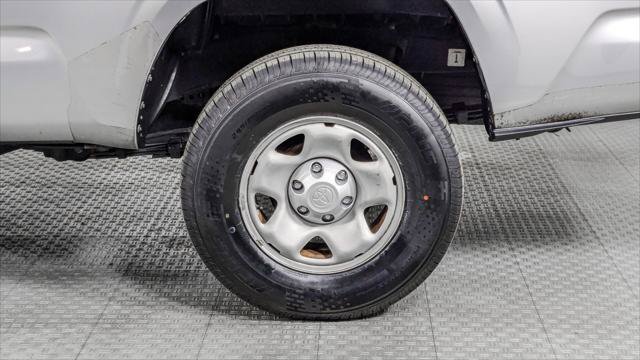 Used 2017 Toyota Tacoma SR5 RWD image 35